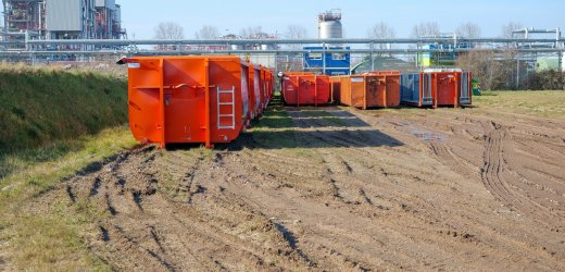 Containers van Wielemaker op het nieuwe perceel